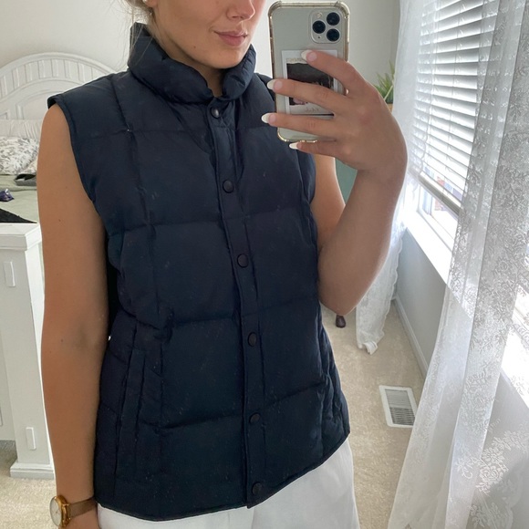 Lands End Down Vest - Picture 6 of 9